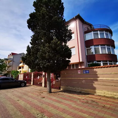 Vila Arcadia *